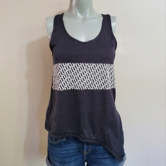 3/$30 ❤️ Puma Size XS Black Asymmetrical Hem Tank Top - Picture 3 of 15